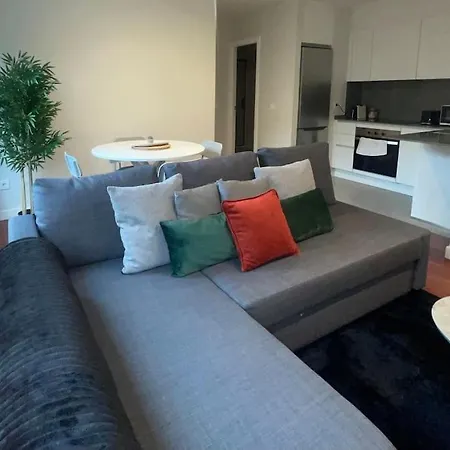 Ybh Colmeiro Laforet 18 *